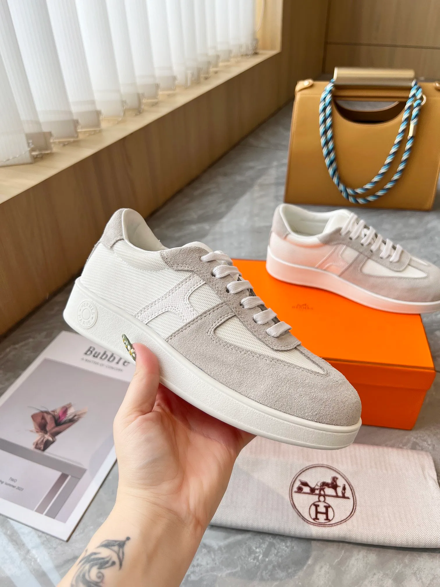 👟👟Ex-factory price 520👟👟 🔥🔥🔥French direct mail HERMES/Hermès flat fashion sports and casual shoes Korean style lace-up mesh lightweight! ! Breathable and comfortable, standard size 35/40 (41 can be customized and will not be returned)
